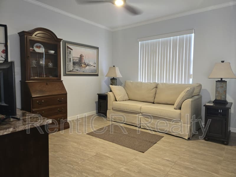 Largo Condo: 14255 Rosemary Lane