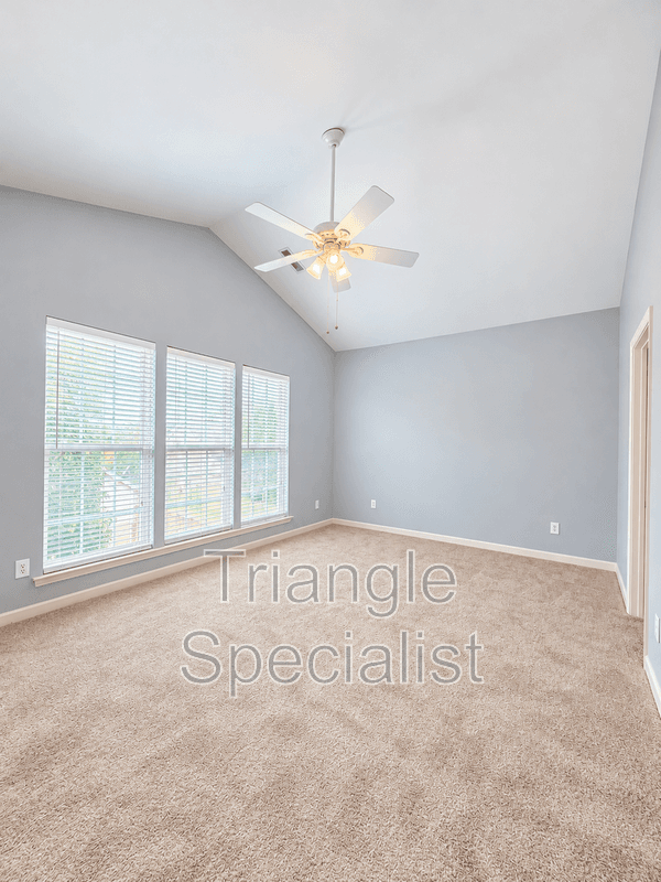 Raleigh House: 5513 Creekdale Circle