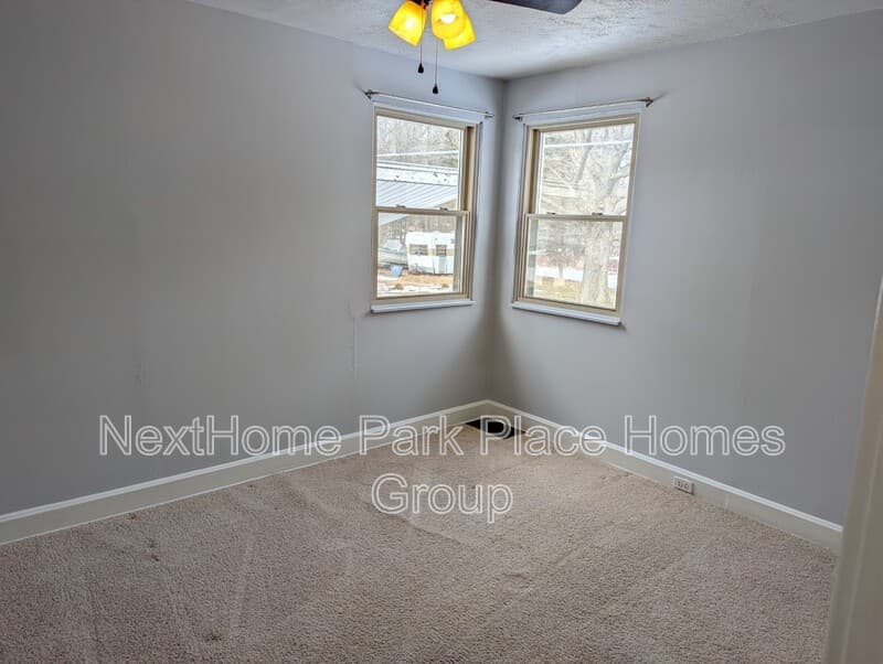 Midland House: 5514 Countryside Drive