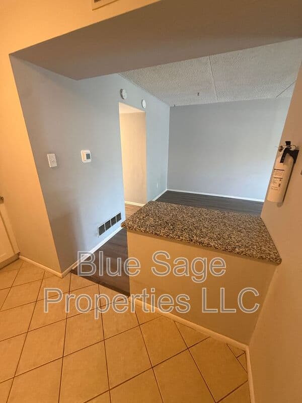 Wallingford Condo: 722A Putnam Blvd