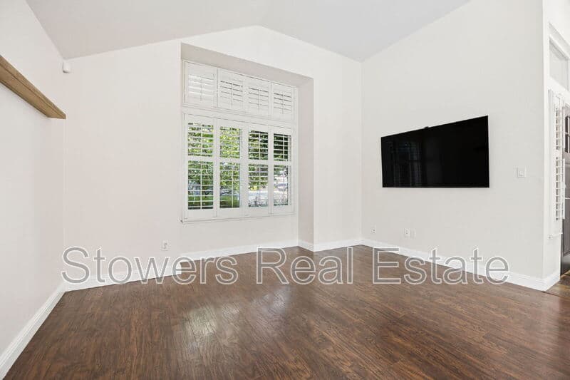 Pleasant Hill House: 26 Driftwood Court