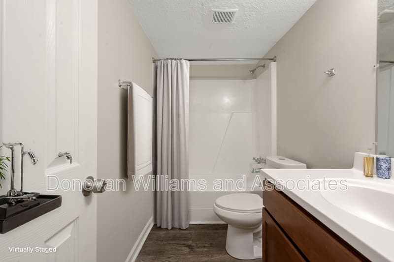 Charlotte Condo: 4620 Central Ave, Unit B