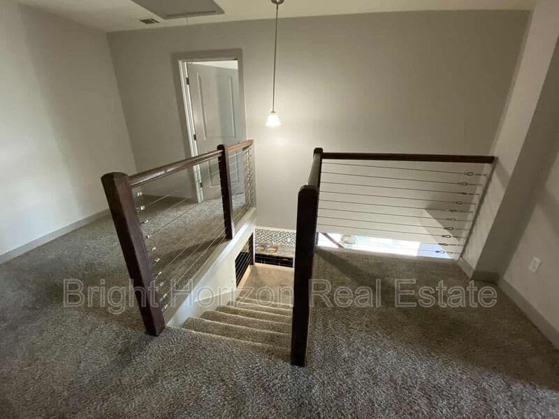 Hurst Condo: 3601 Valley Vista Drive