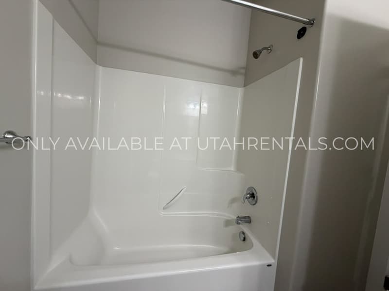 Lehi Condo: 4166 W 1850 N