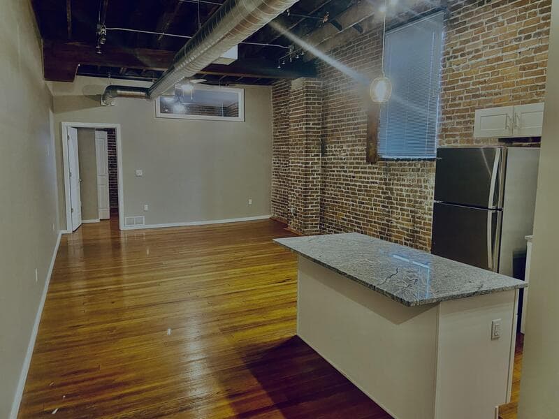Burlington Condo: 116 N. 5th St. #407
