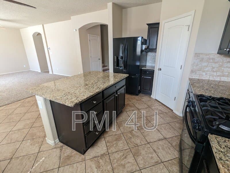 Albuquerque House: 2035 Ferndale DR SE