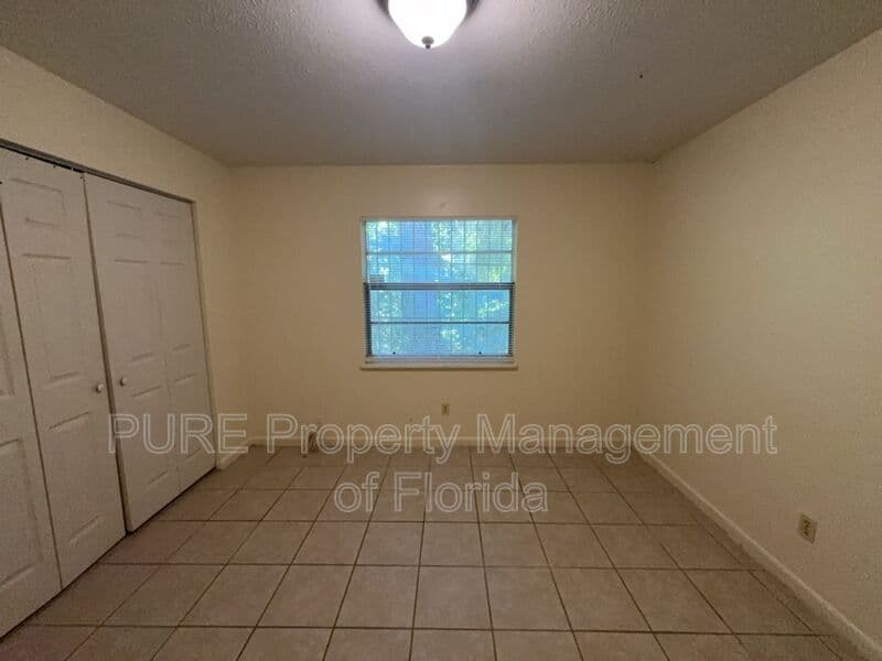 Ocala House: 1970 SE 40 Street Rd