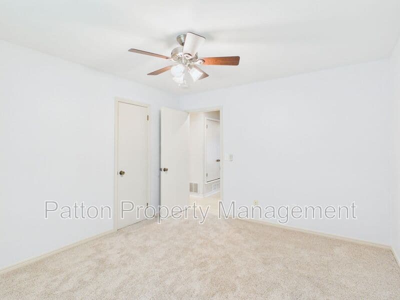 Amarillo House: 6810 Montague