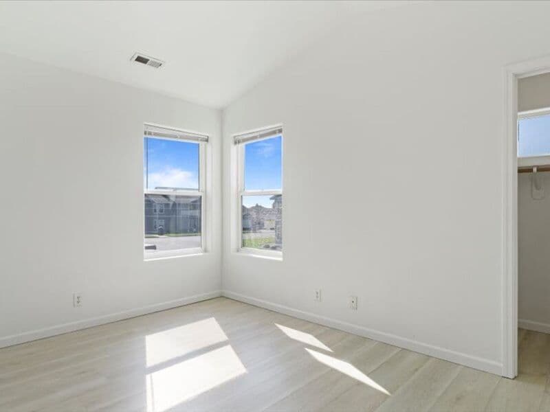 Pasco Condo: 6405D Chapel Hill Blvd.