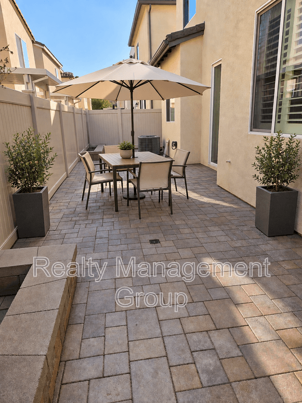 Santee House: 8610 Chaparral Way