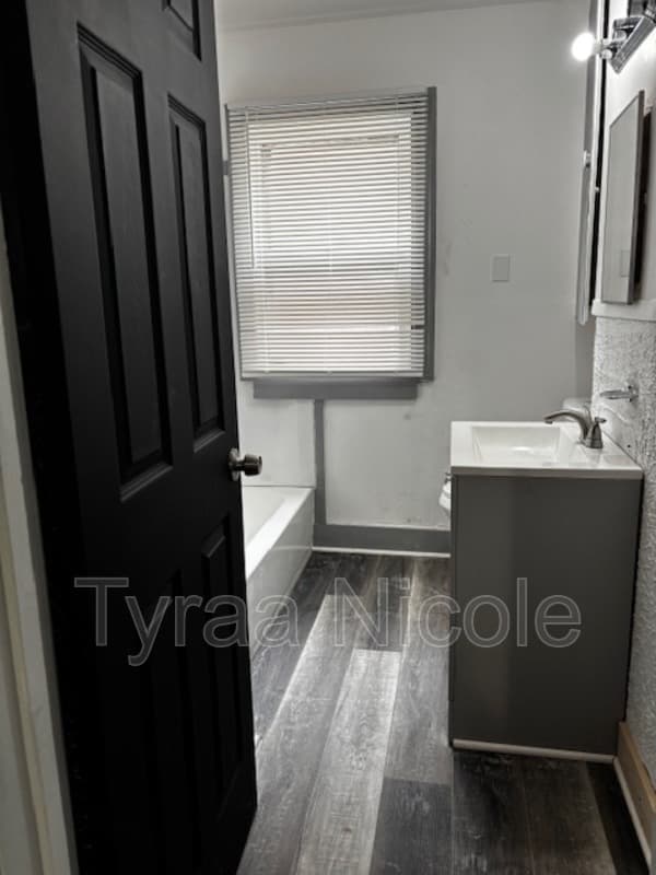Detroit House: 14284 Cruse Street
