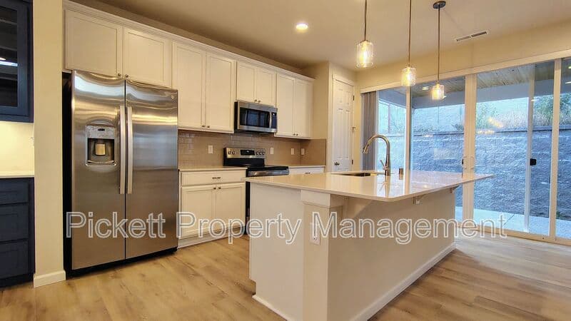 Bremerton House: 10303 Balto Rd NW