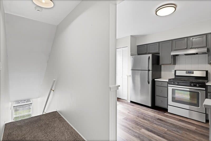 Mays Landing House: 2813 Falcon Court