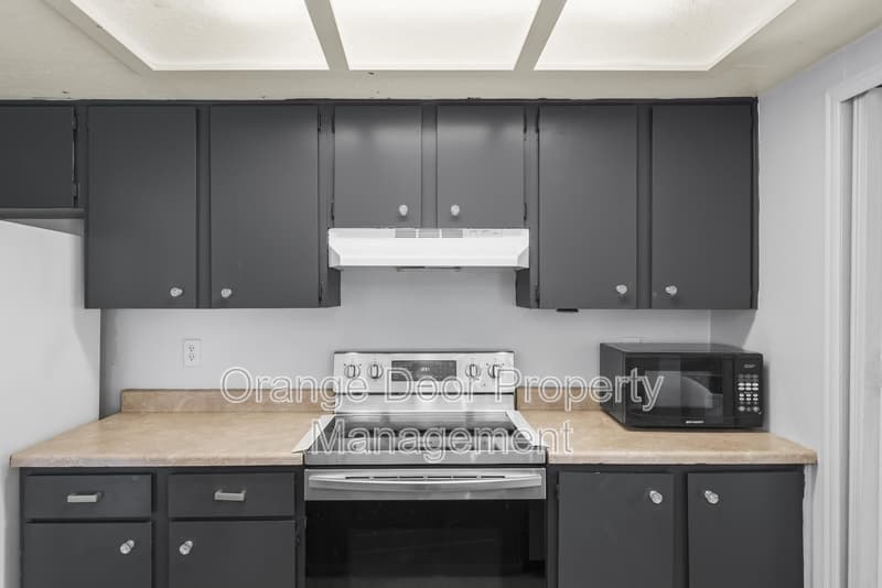 Kent Condo: 23601 112th Avenue SoutheastA102