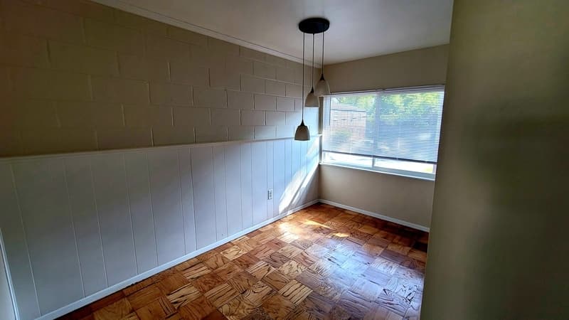Richmond Condo: 1700 Carlisle Ave