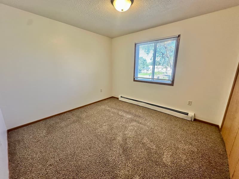 Marion Condo: 2461 5th Ave