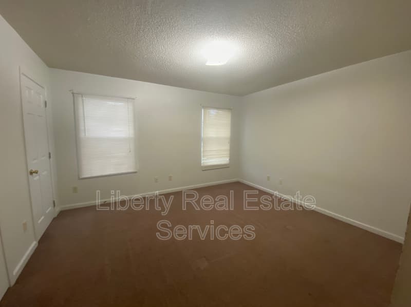 Hinesville Condo: 1100 Pineland Ave