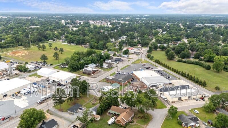 Dunn House: 1505 Fairview St.