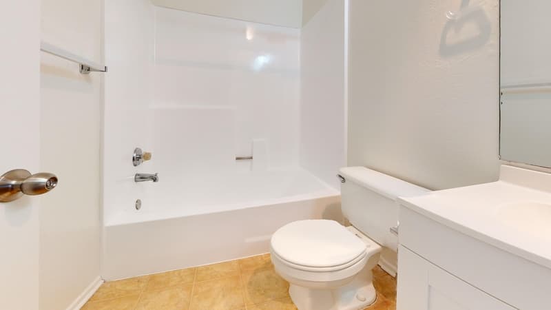 Hawthorne Condo: 11953 Eucalyptus Avenue - 9