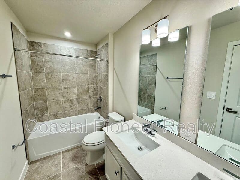 Lakewood Ranch House: 12506 Amber Creek Cir