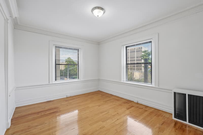 East Orange Condo: 120 S Harrison St - Apt - 27
