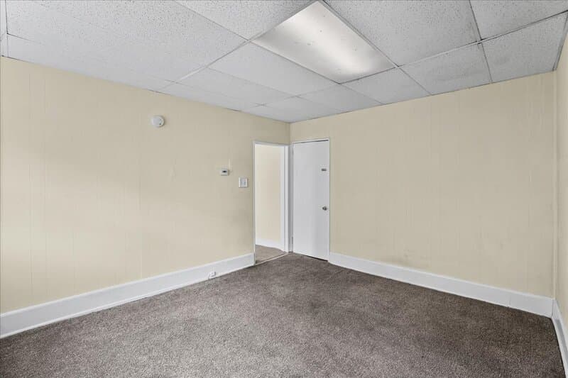 Woodbury Condo: 122 South Davis Street - A