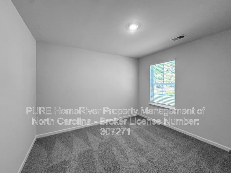 Winston Salem House: 4847 Mount Hope Dr