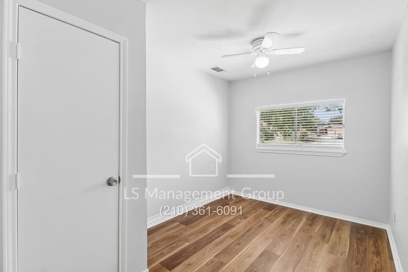 San Antonio House: 3118 Bear Springs Drive