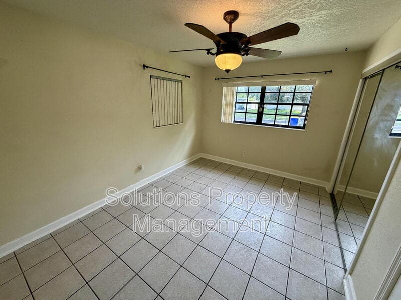 Rockledge House: 974 Golf St