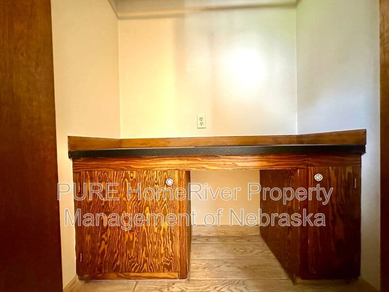 Omaha House: 12143 Ohern St