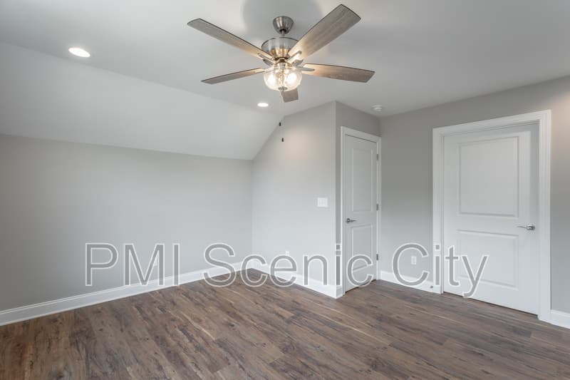 Cleveland House: 2631 Rogers Dr SE