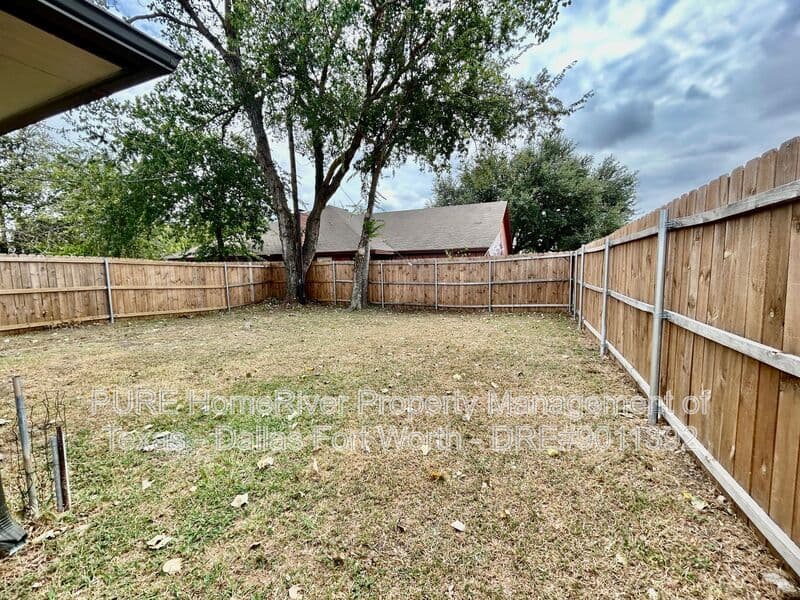North Richland Hills Condo: 7514 Connie Lane