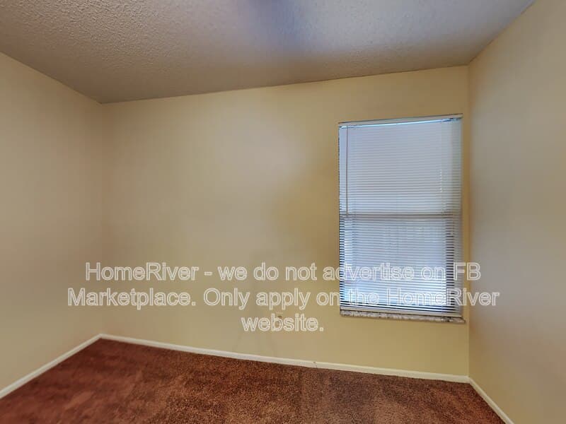 Tampa Condo: 14733 Norwood Oaks Dr