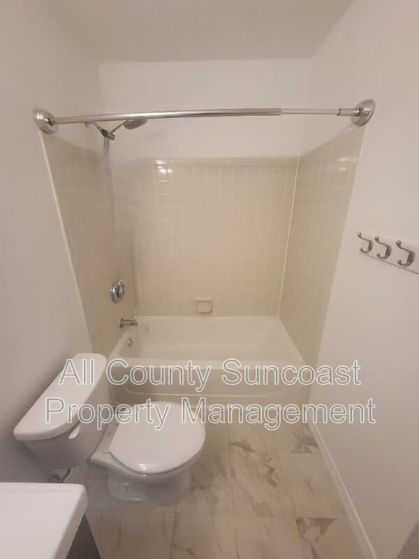 St.Petersburg Condo: 10265 Gandy Blvd