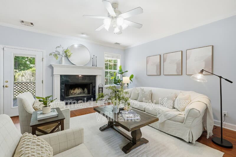 Beaufort House: 24 Pickens Street