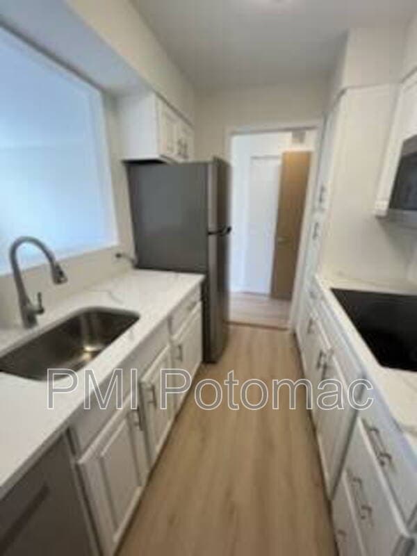 Washington Condo: 2501 Calvert Street Northwest