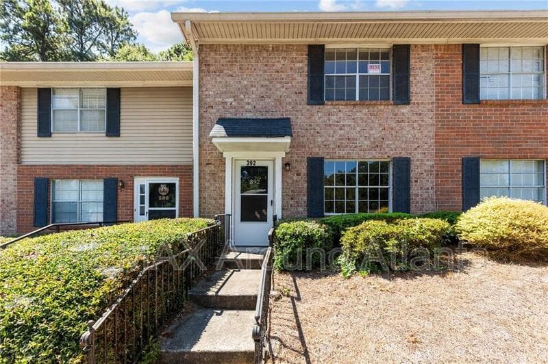 Lawrenceville Townhome: 392 Northdale Court