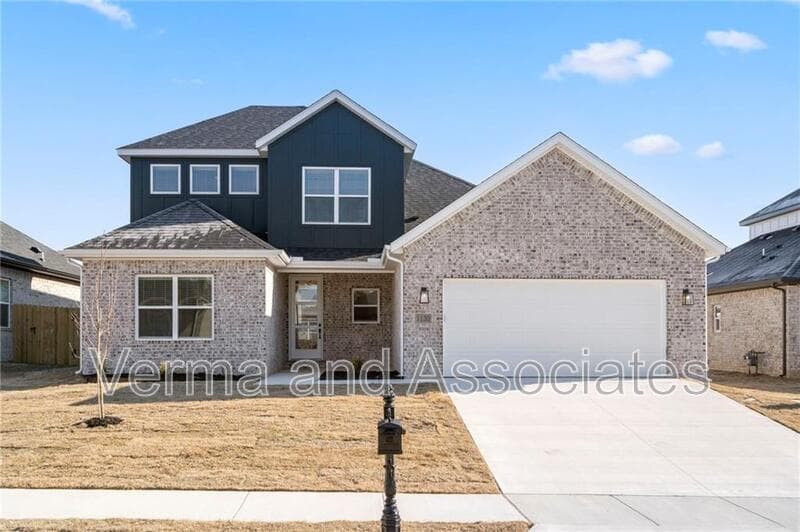 Centerton House: 1231 Mammoth St
