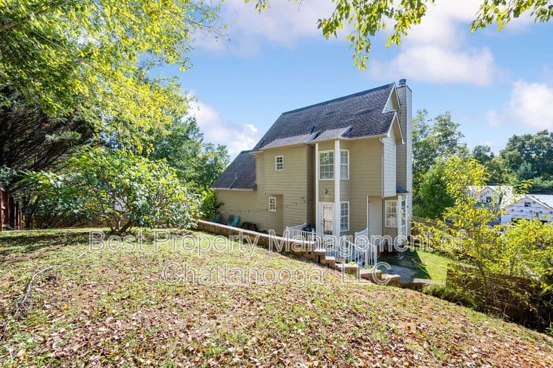 Ooltewah House: 5637 Tucker Rd