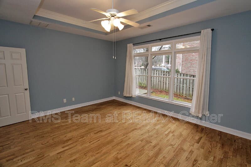 Atlanta House: 1360 Eastgate Ct SE