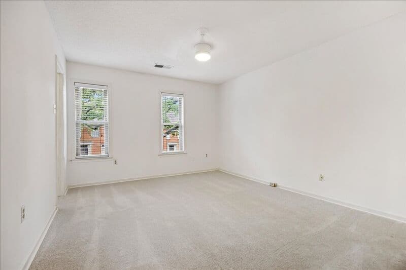 Memphis House: 1694 Belvedere Court