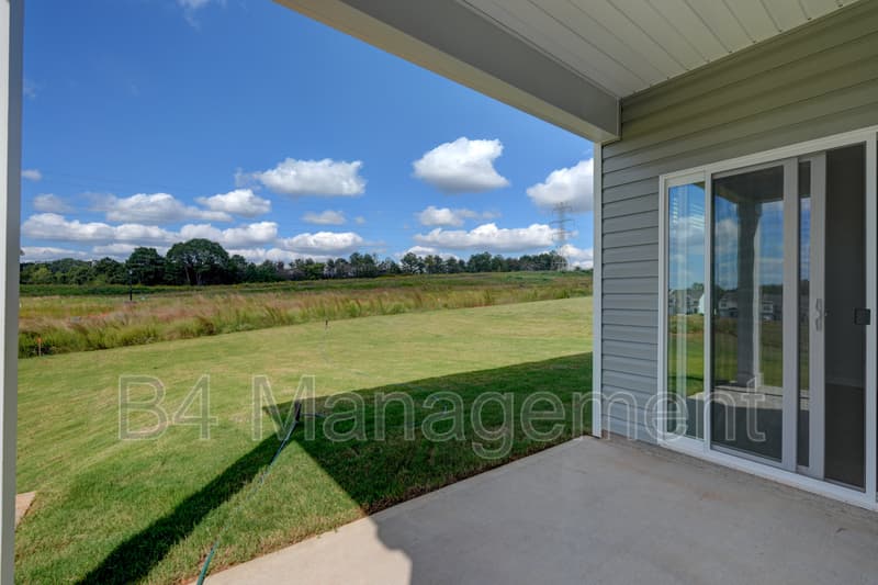Boiling Springs House: 2167 Springview Ct.