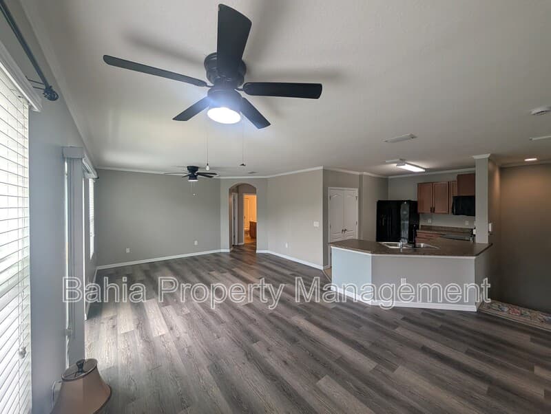 Plant City Townhome: 803 Ashentree Dr