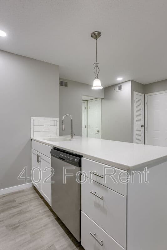 Omaha Condo: 1010 South 29th Street - 10