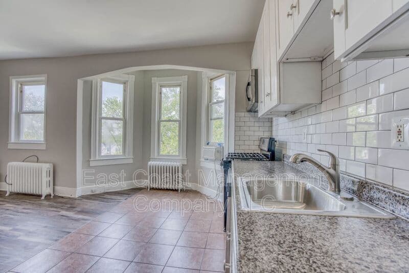 Baltimore Condo: 3100 Hamilton Ave
