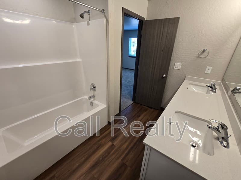 Spokane Valley Townhome: 308 S Clinton Ln