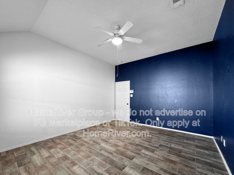 Mesquite House: 2300 Granbury Dr