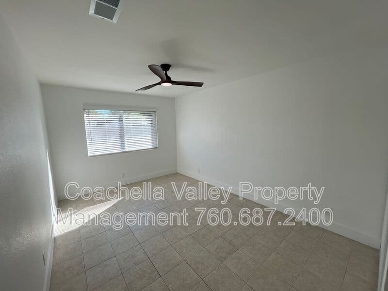 Cathedral City House: 32610 Pueblo Trl