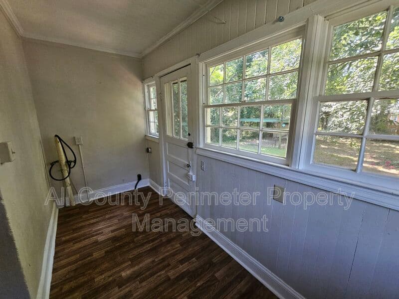 Macon House: 746 Grenada Terrace