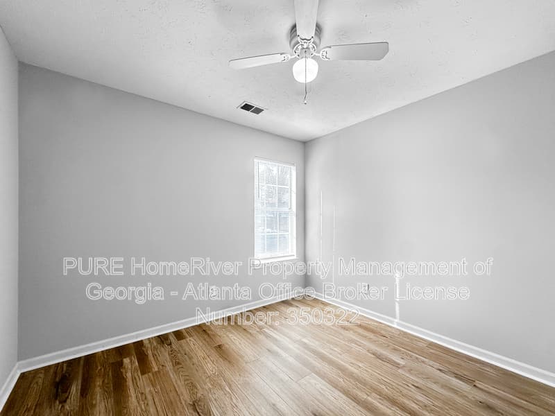 Tucker House: 1174 Pin Oak Dr